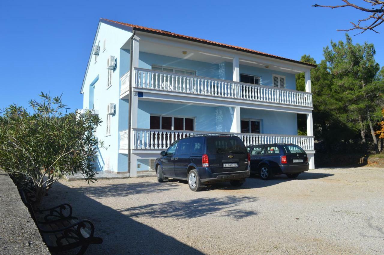 Apartments Charlie كرك المظهر الخارجي الصورة