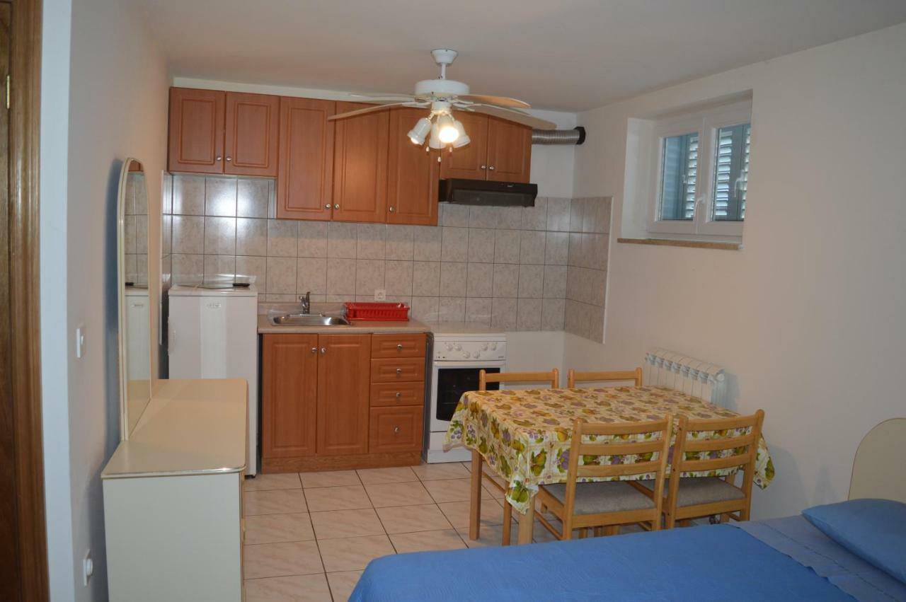 Apartments Charlie كرك المظهر الخارجي الصورة