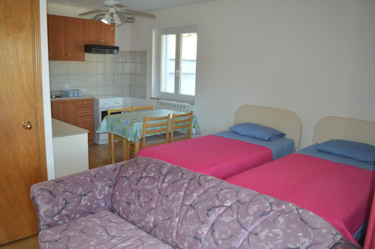 Apartments Charlie كرك المظهر الخارجي الصورة