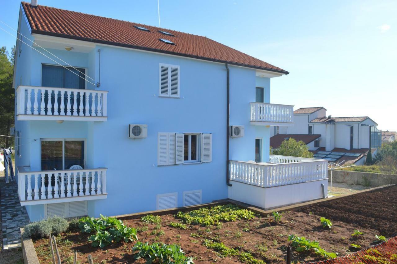 Apartments Charlie كرك المظهر الخارجي الصورة